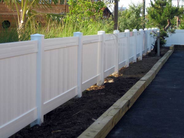 Commercial Vinyl Fence