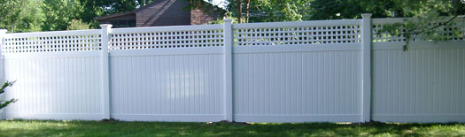 Arundel Arundel Vinyl Privacy Fence with Lattice Top
