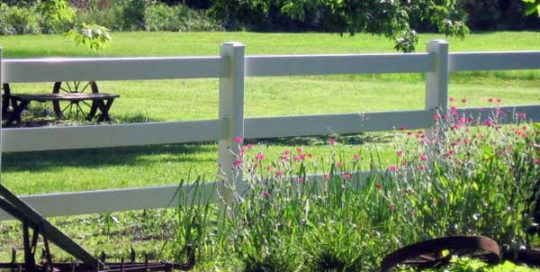 Vinyl Rail Fence