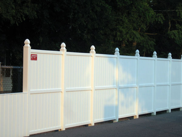 Vinyl Privacy Fence