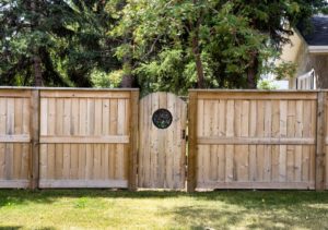 benefits to a wood fence