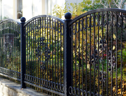 What Are the Alternatives to a Black Wrought Iron Fence?